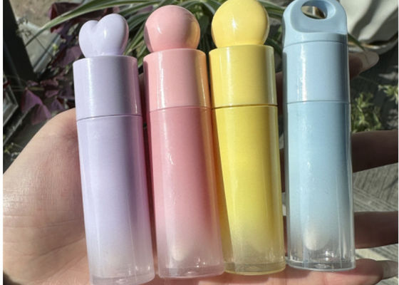 Logotipo personalizado 4ml 6ml Diseño de gradiente cilíndrico Tubos de brillo labial vacío